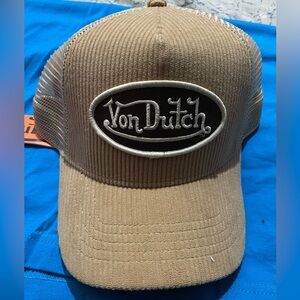Von Dutch corduroy snapback